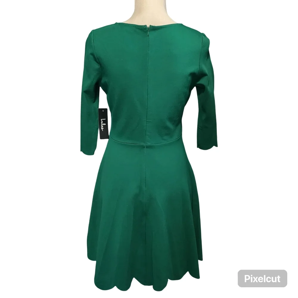 LULUS Skater Dress Womens Small Green Fit and Flare Scoop Neck Party Scallop Hem